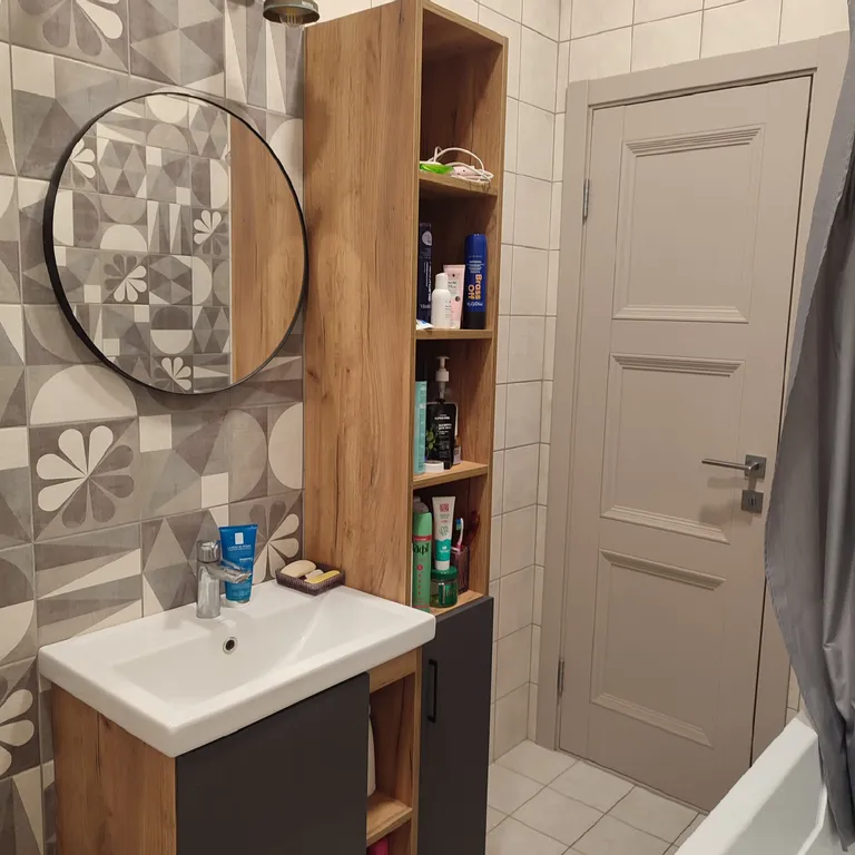 Двухкомнатная в Центре с видом на Дон