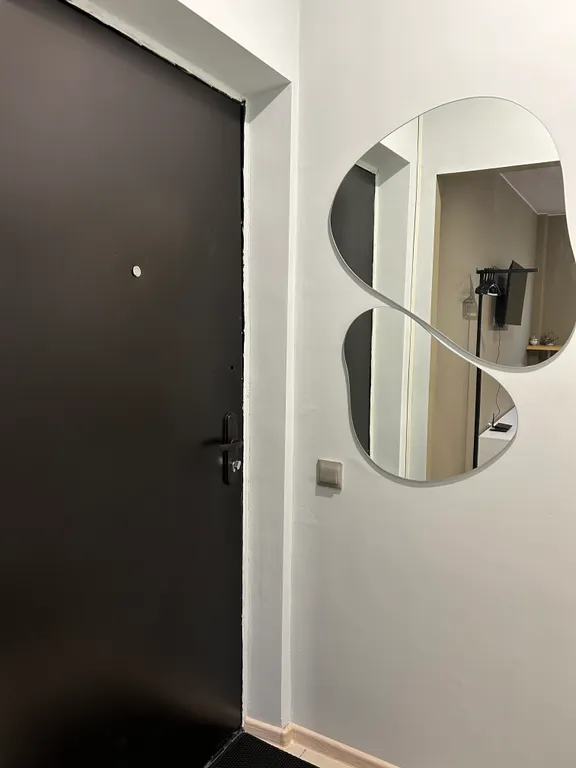 Студия с дизайнерским ремонтом