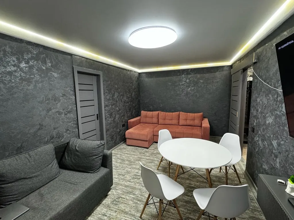 Уютная квартира недалеко от горнолыжного курорта — аренда посуточно в Кировск