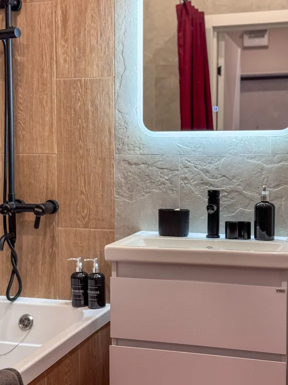 Матрёшка — дизайнерская квартира в престижном ЖК Достояние