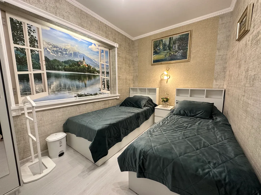 Уютная комната в центре, море - 600 метров