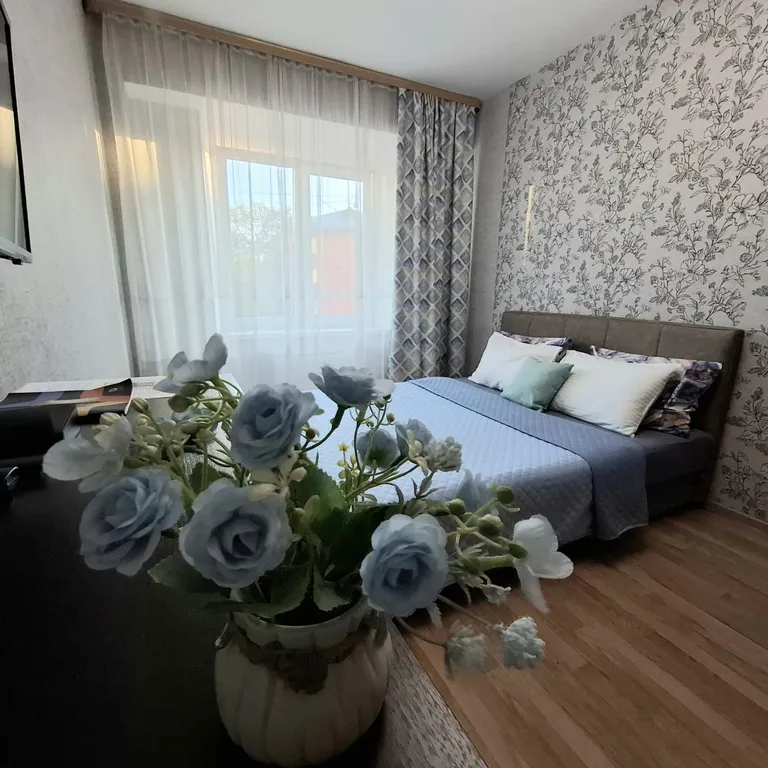 Однокомнатная квартира в пяти минутах от набережной ангары — аренда посуточно в Иркутск