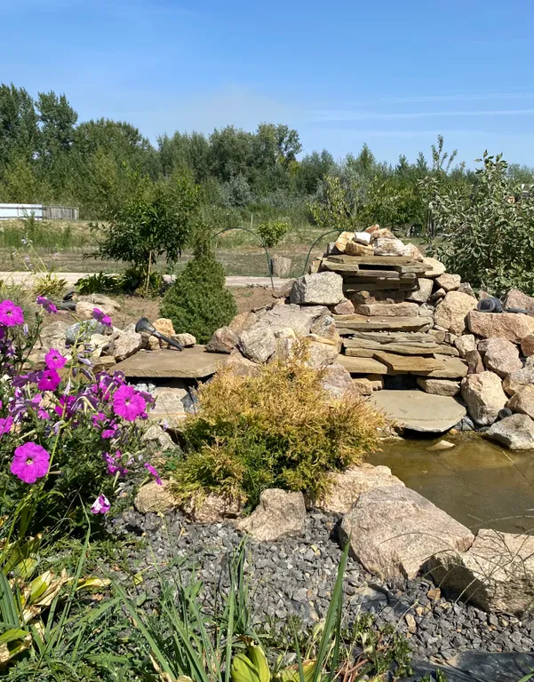 Домик у озера