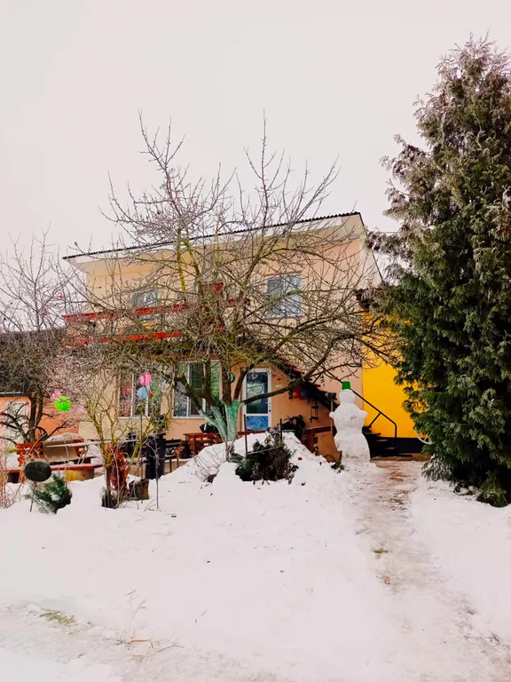 Усадьба на берегу реки