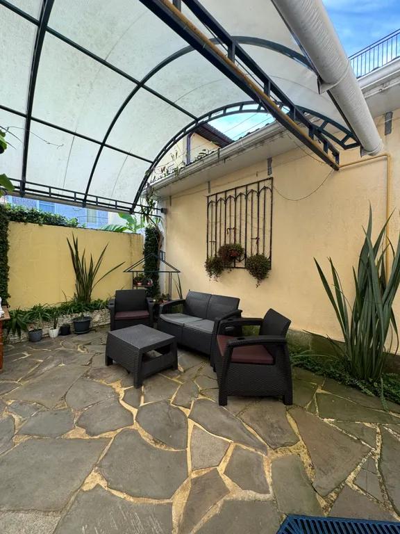 Частный сектор квартира в центре Адлера