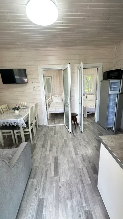 Домик у моря