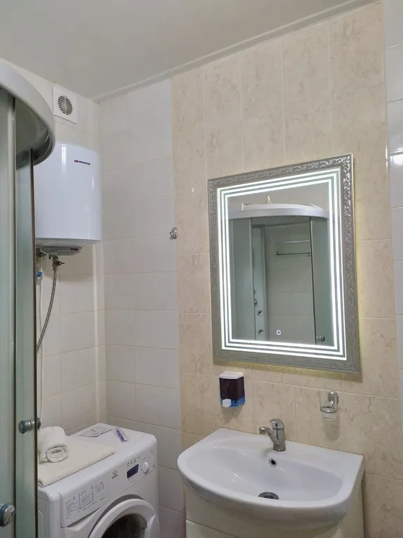 Квартира Чистая квартира в центре города около ж/д вокзала в элитном жк с бесплатной парковкой — Волгоград