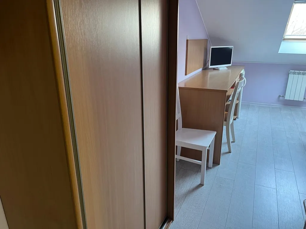 Квартира Двухместный мансардный номер стандарт — аренда посуточно в Светлогорск