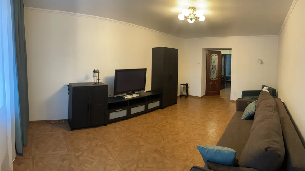 3 комнатная квартира недалеко от исторического центра