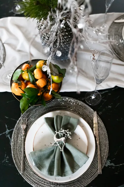 Коттедж Экcклюзивный дом с гopячим чaнoм в сосновом лесу — Семеновское