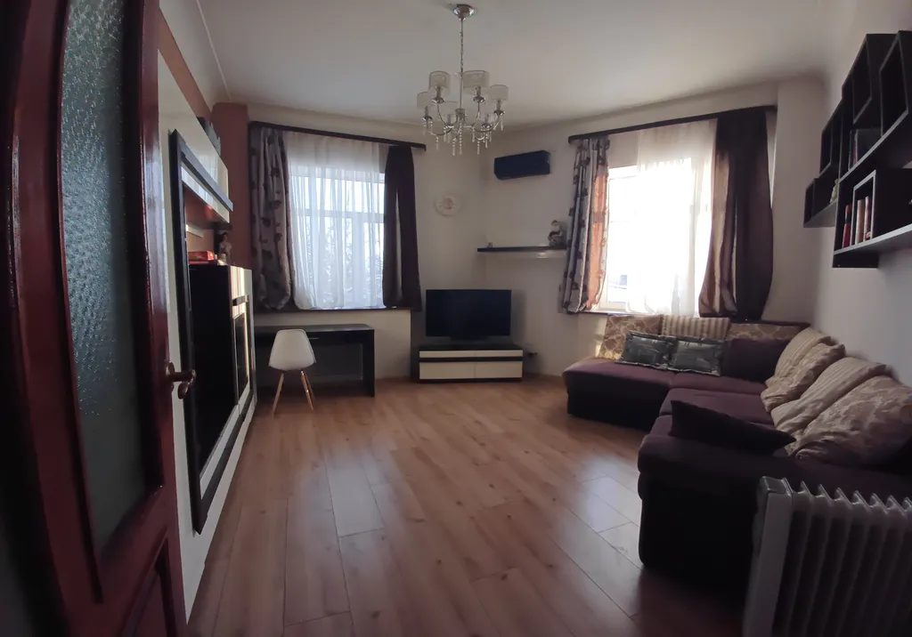 Квартира с видом на пруд