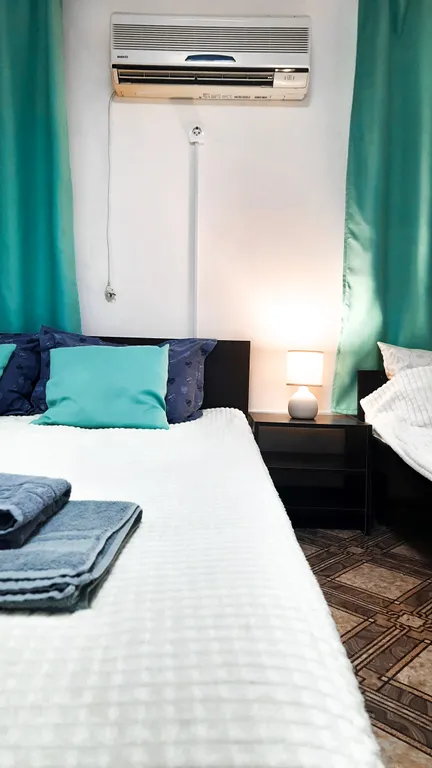 Домик со своей кухней и общим санузлом