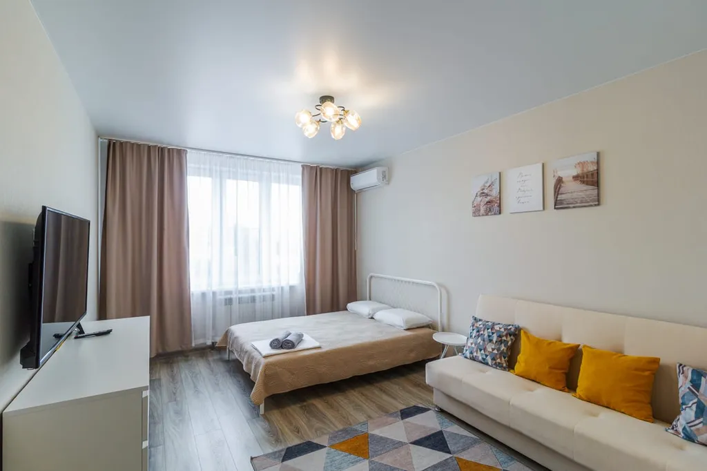 Уютная квартира в центре левого берега — аренда посуточно в Омск