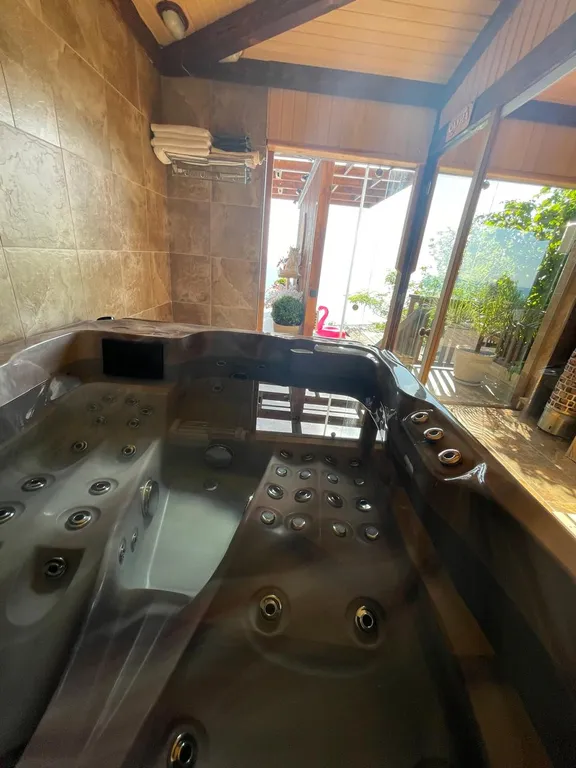 Дом с  бассейном, финской сауной, джакузи и шикарным видом на море