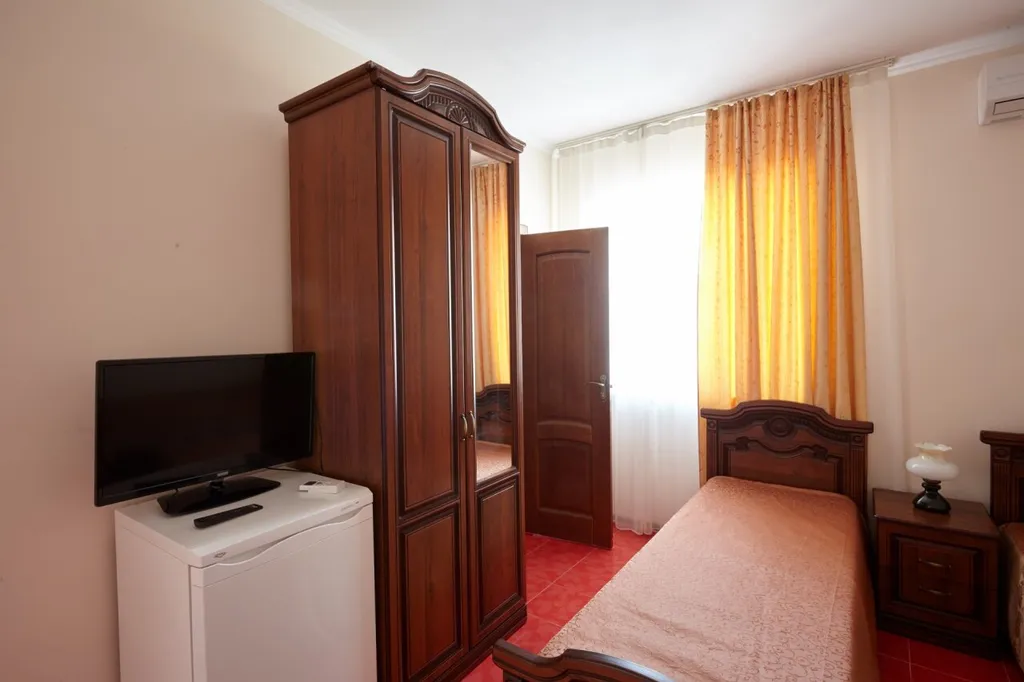 Квартира Комната — аренда посуточно в Голубицкая