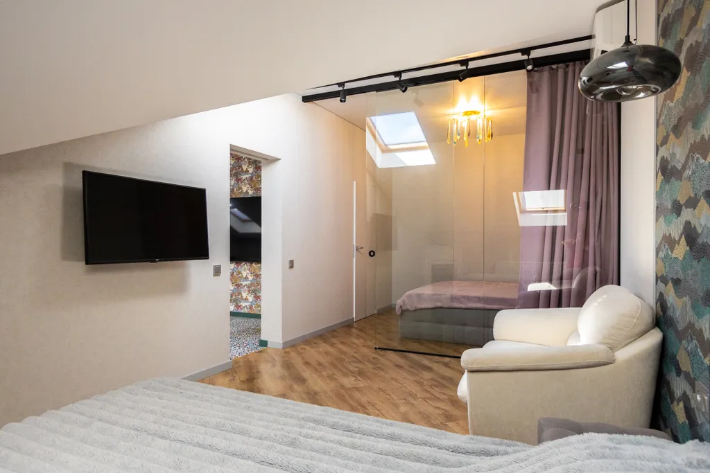 Дизайнерские апартаменты на первой береговой линии, Изумрудный город