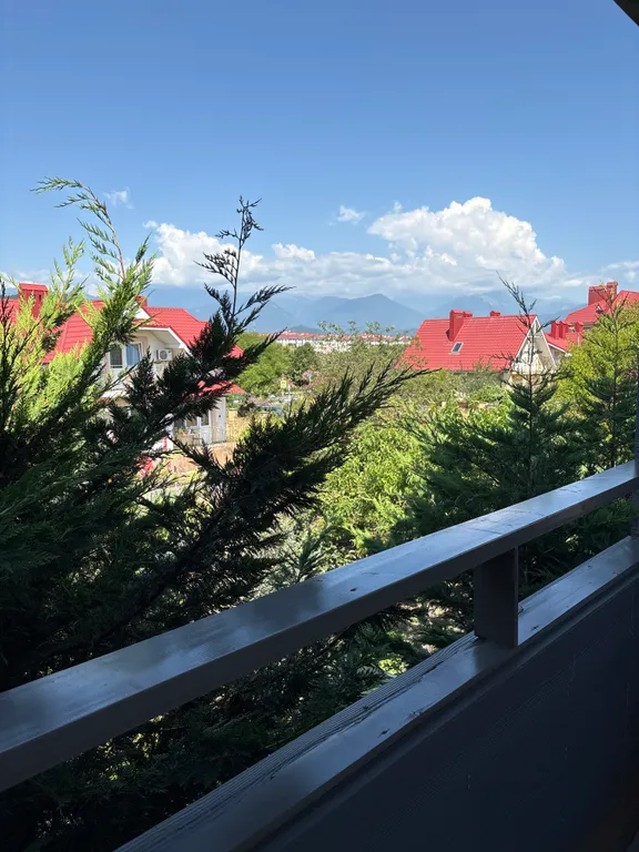 Квартира Делюкс, комната апартамент с балконом/террасой вид на горы, территорию — Сириус