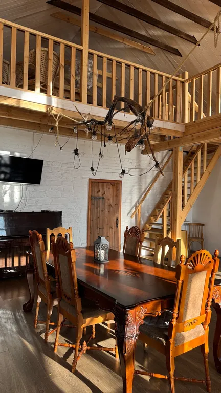 Дом 2 этажа на 10 гостей с сибирским чаном и баней