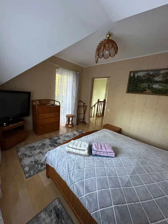 Сказочный домик в лесу, у моря