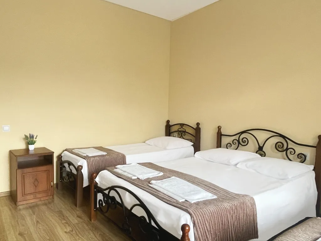 Квартира Комната — аренда посуточно в Лоо