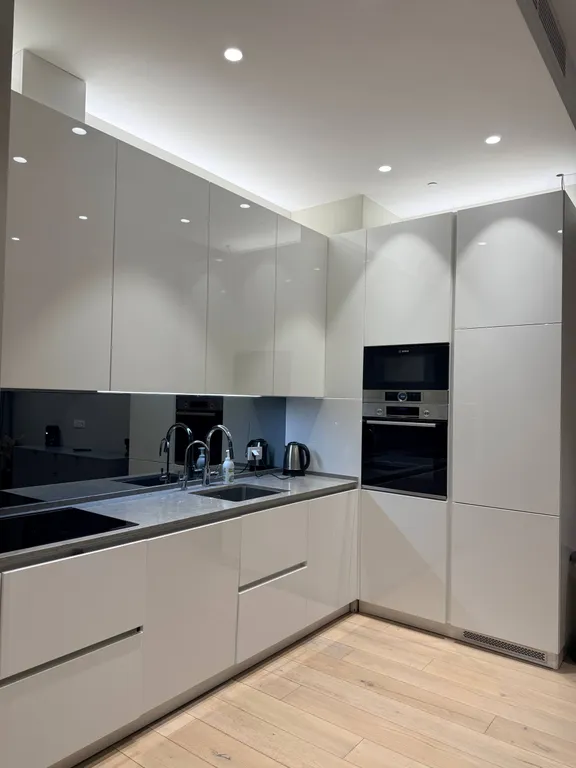 Апартаменты Neva Sadr с видом на город