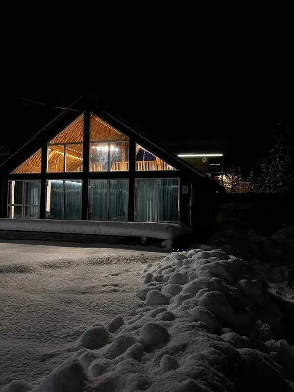 Домик №4 недалеко от подъёмника и других услуг курорта