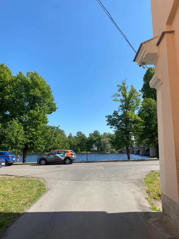 Квартира в парке у Невы