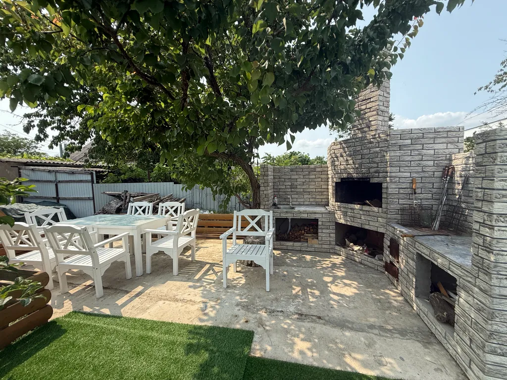 Коттедж Дом с бассейном — Витязево