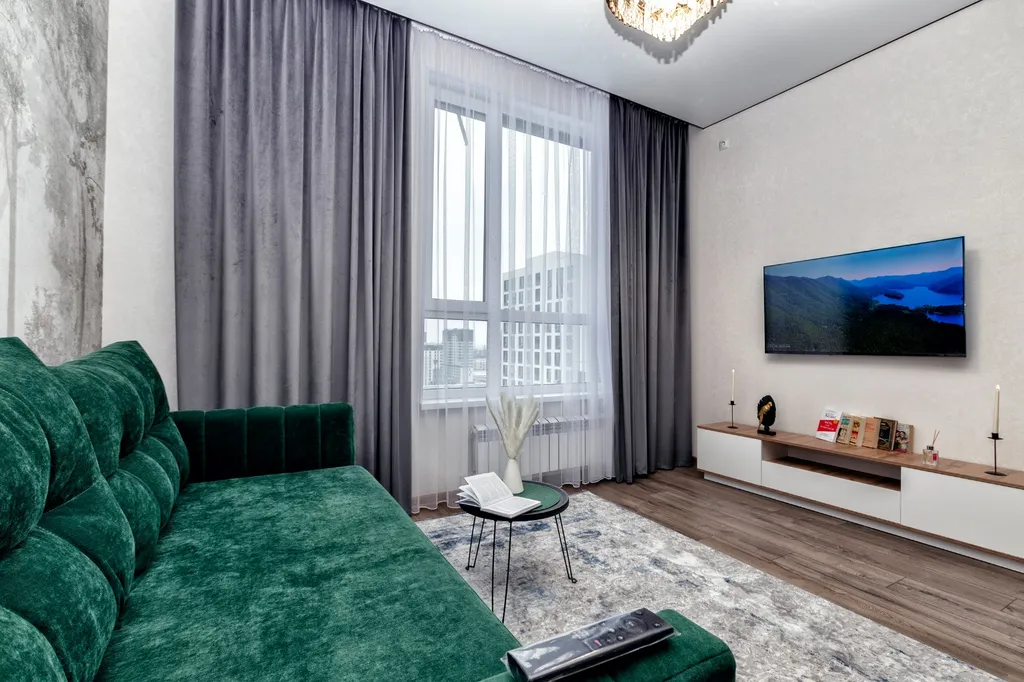 ЖК Respublika, ТРЦ Ханшатыр