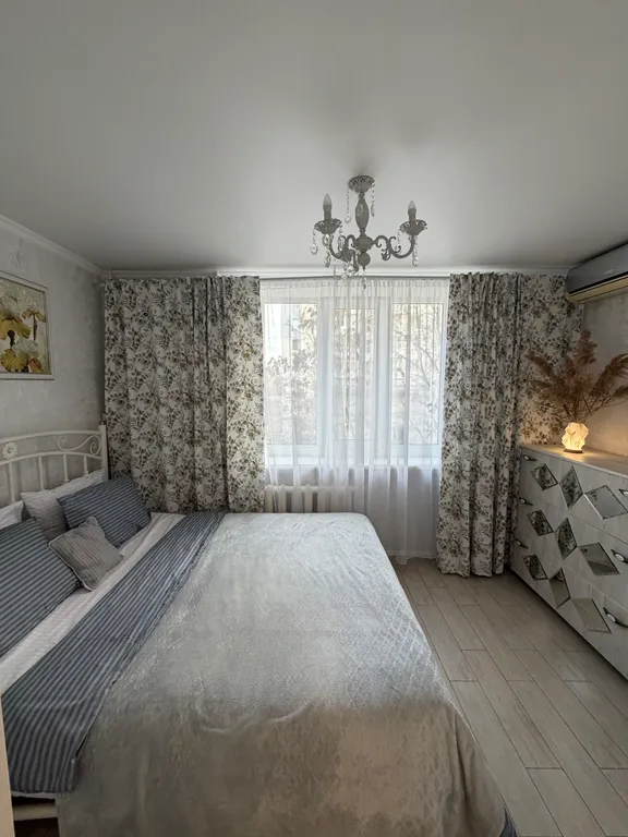 Двухкомнатная квартира в районе жд вокзала