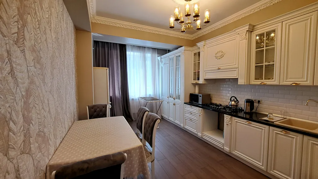 Уютная 2-комнатная квартира с евроремонтом