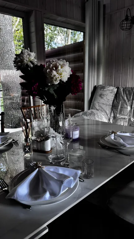 Уютный дом с видом на лес