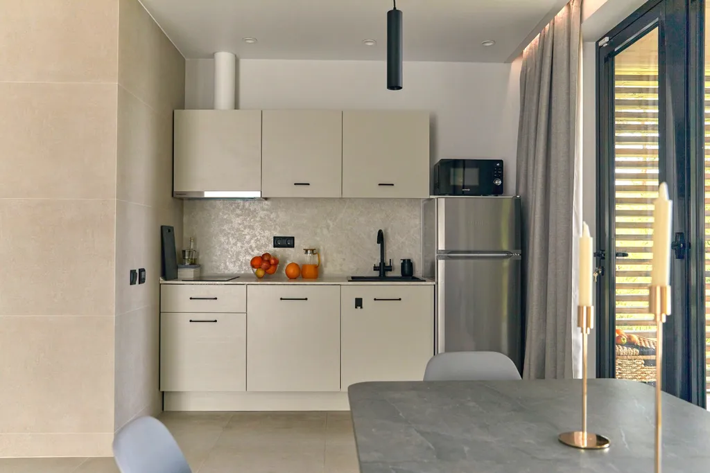 Коттедж Дом с 2 спальнями на 1 линии с видом на озеро — Ермилово