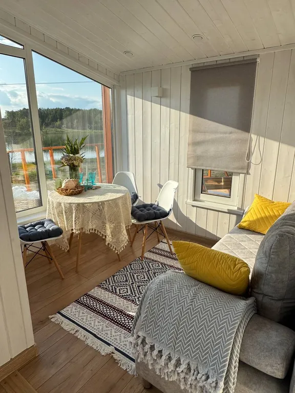 Коттедж Домик у озера с рыбалкой Катин Клев — Голыгино