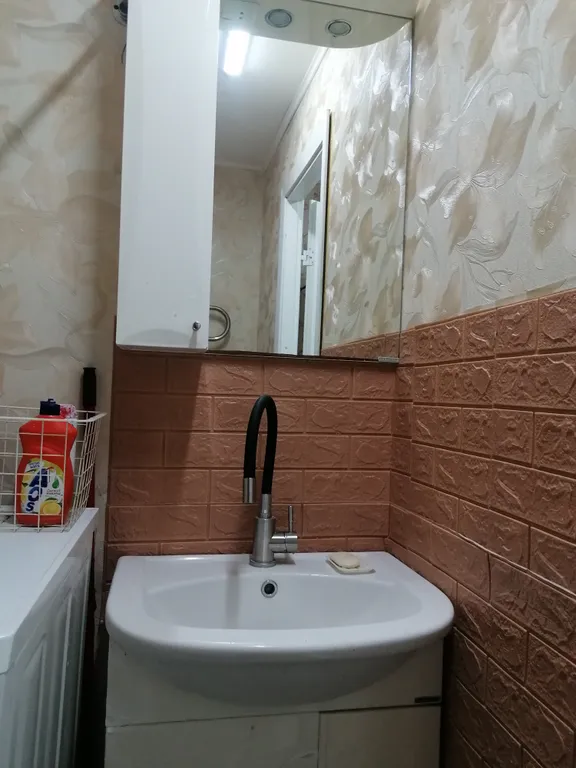 Уютная студия в центре города с видом во двор