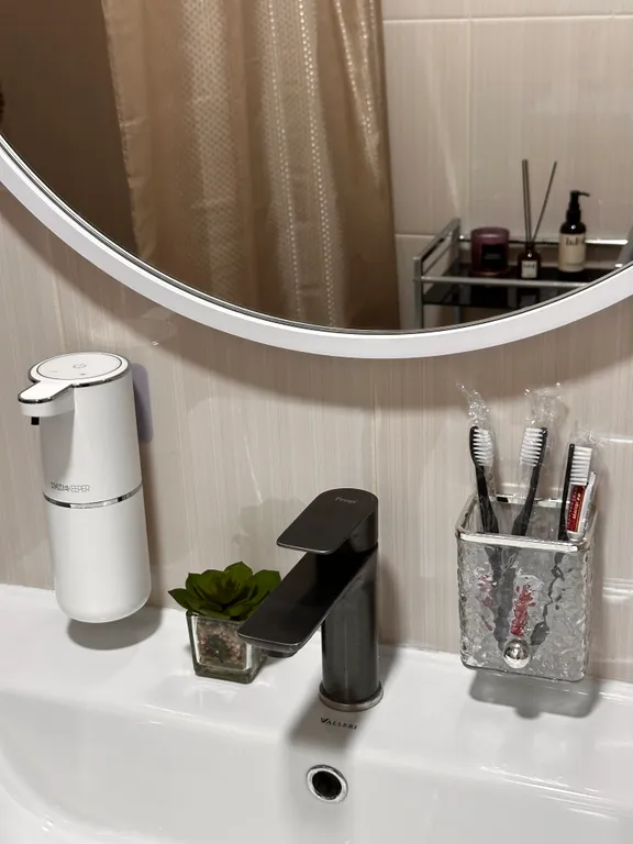 Квартира Квартира рядом с морем, в самом развитом р-не города с видом на горы — Махачкала