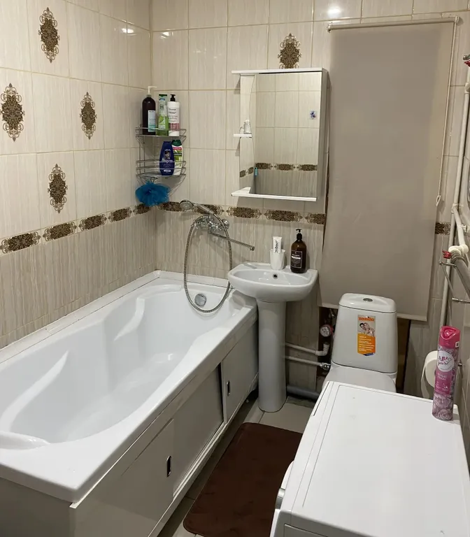 Сдаётся просторная, светлая, однокомнатная квартира!