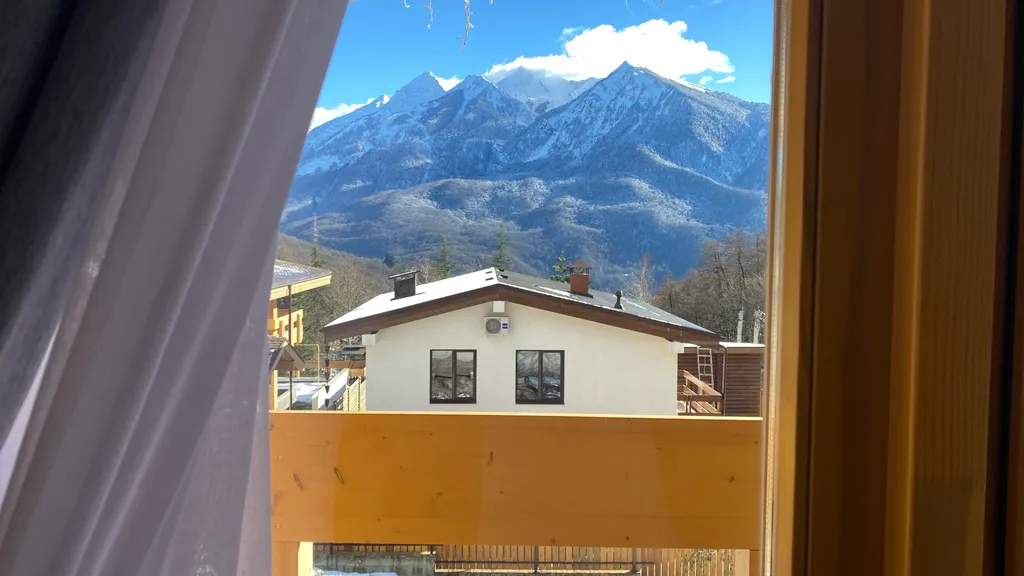 Шале с бассейном