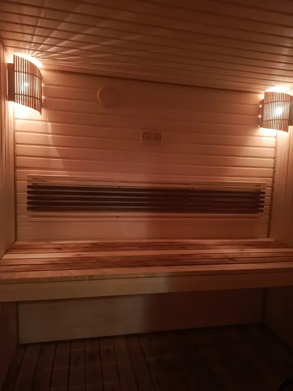 Уютный домик в городе