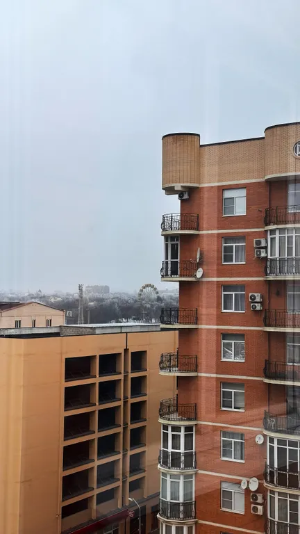 Квартира с видом на реку и горы