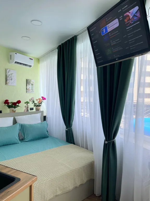 Апартаменты с террасой 60 м2 собственным бассейном, 3 минуты до пляжа