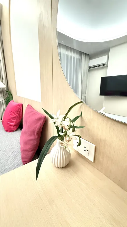 Двухкомнатная квартира у пляжа Камала с рабочим кабинетом, бассейном, залом