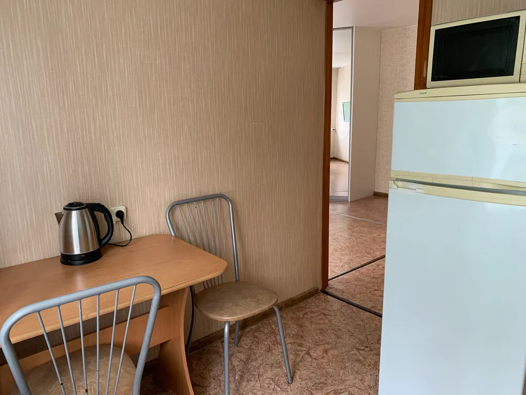 Квартира Квартира через дорогу от Краевой больницы — Красноярск