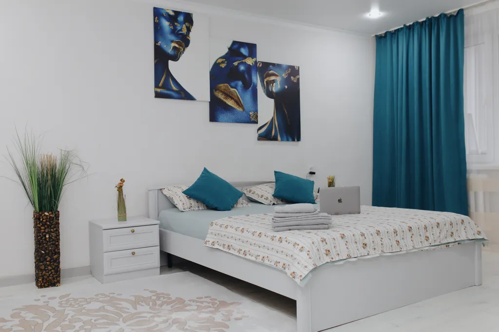 Уютная семейная квартира в престижном районе — аренда посуточно в Уральск