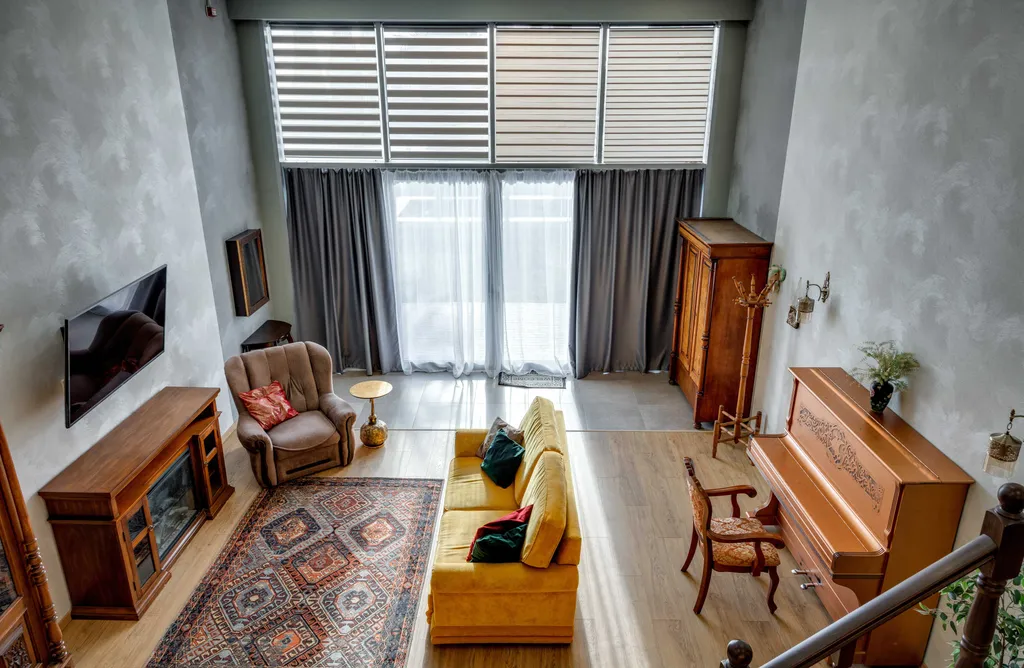 Двухуровневая студия