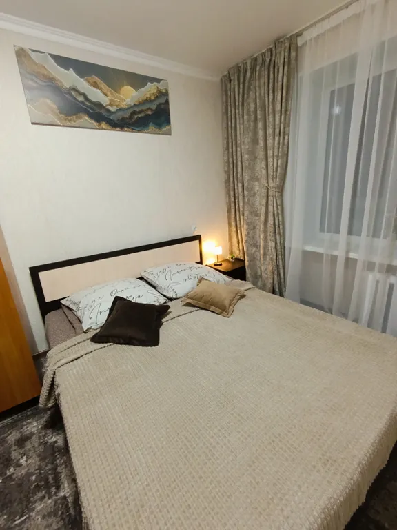 Уютная квартира с видом на горы в центре города