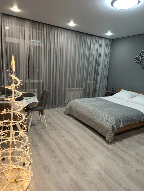 Квартира Новая студия комфорт класса с видом на реку Обь — аренда посуточно в Нижневартовск