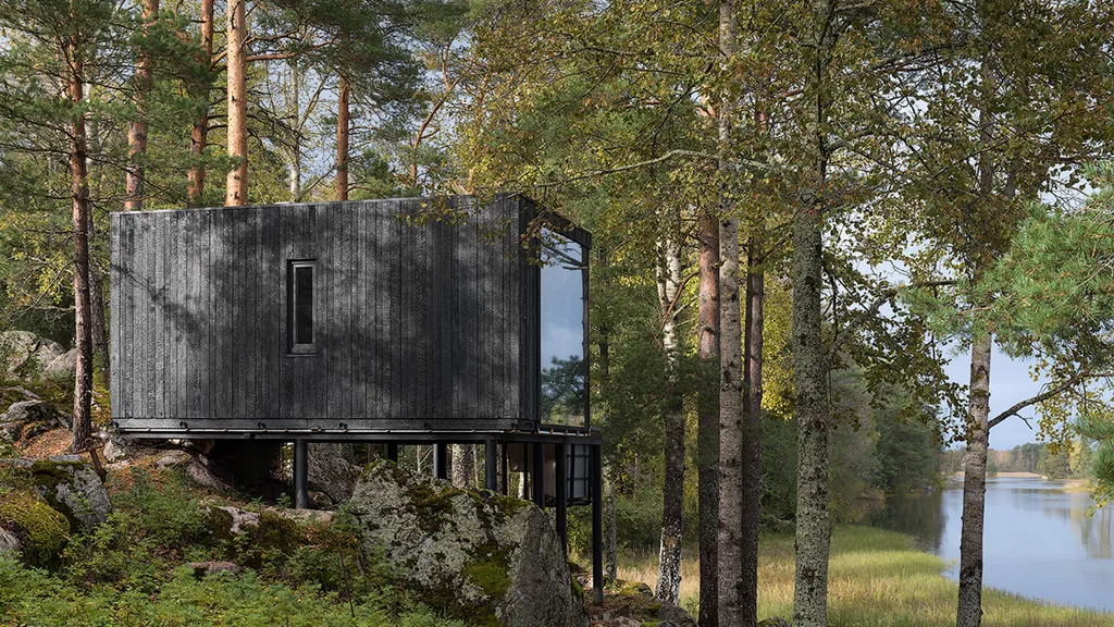 Дом на скале с панорамными окнами на реку Вуоксу
