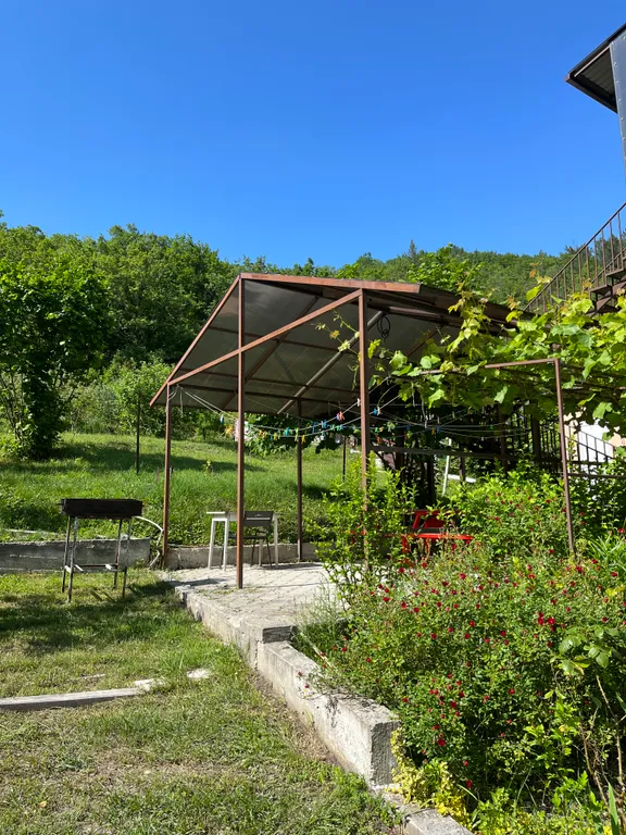 Коттедж Часть Гостевого дома Зеленый рай — Прасковеевка