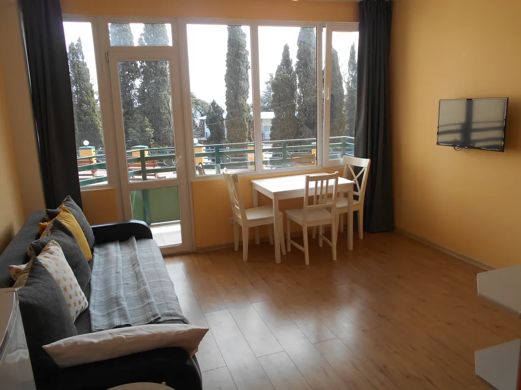 Квартира у пляжа Зеленый мыс с видом на море